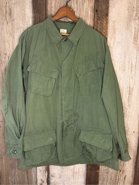 VTG 60s Distressed Vietnam Jacket Poplin OG-107 Tropical Jungle Fatigue  M/L